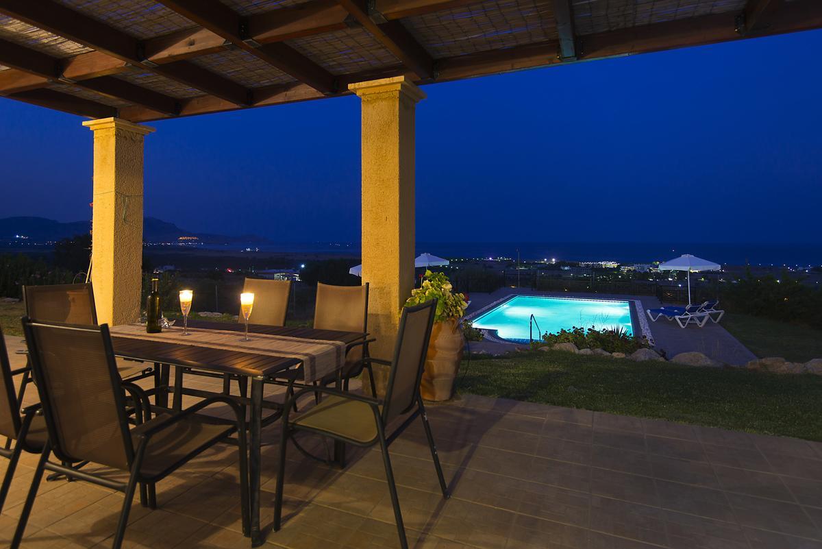 Villa Alexi Калатос Екстериор снимка