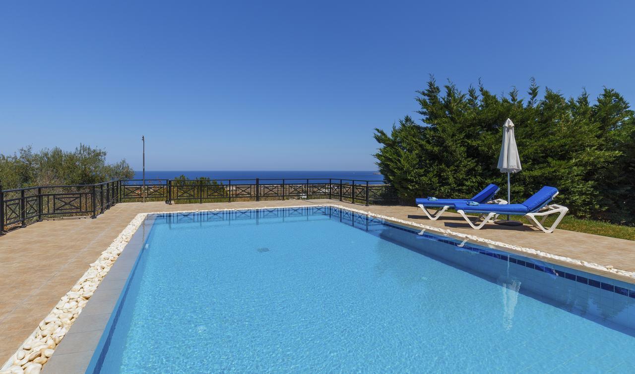 Villa Alexi Калатос Екстериор снимка